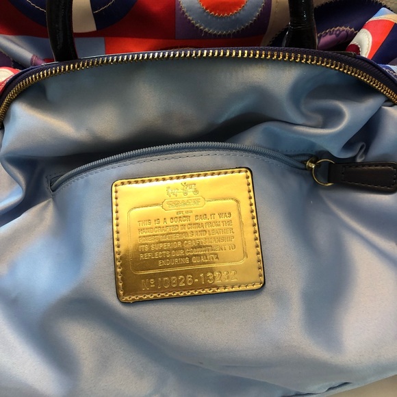 LIMITED EDITION Vibrant multicolored Coach hobo - Picture 2 of 8